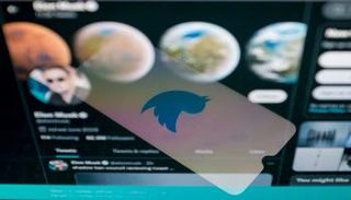 إيلون ماسك يستحوذ على "تويتر"