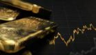 "الأصفر" يتبادل الكراسي مع  الذهب "الأسود".. من يربح اليوم؟