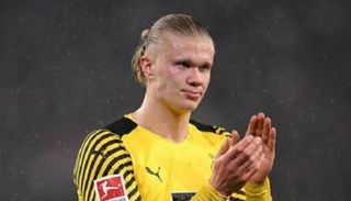 إيرلينج هالاند مهاجم دورتموند