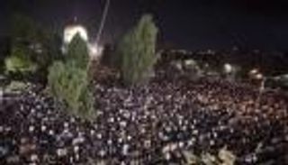 ربع مليون مسلم يحيون ليلة القدر في المسجد الأقصى