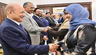 الدكتور ألفت علي الدباغ مع رئيس المجلس الرئاسي رشاد العليمي