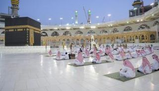 صلاة العيد في الحرمين الشريفين (أرشيفية)