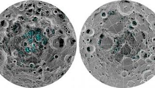 توزيع الجليد السطحي بالقطب الجنوبي (اليسار) والقطب الشمالي (اليمين) للقمر