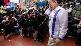 الجنرال باولينو كورونادو في جلسة استماع أمام الهيئة القضائية