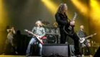 "دوبامين".. ألبوم جديد لفرقة الروك "ثاندر" من وحي كوفيد