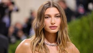 عارضة الأزياء الأمريكية هايلي بيبر