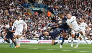 ليدز ضد مان سيتي 