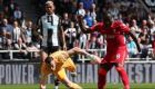 ترتيب الدوري الإنجليزي.. "تميمة حظ" تقود ليفربول للصدارة مؤقتا