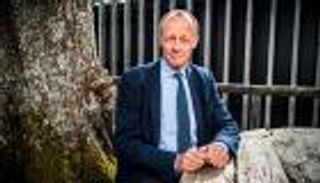 زعيم المعارضة الألمانية يعتزم زيارة كييف.. ضربة لشولتز