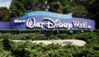 "قانون فلوريدا" يحاصر "والت ديزني"..  استقالات وقيود ضريبية