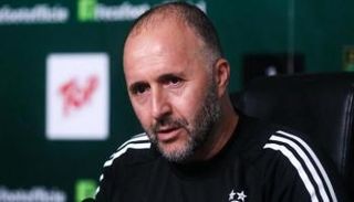 مدرب منتخب الجزائر بلماضي