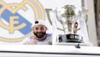 بسبب بنزيما.. دموع الندم تغلف تتويج ريال مدريد بالدوري الإسباني