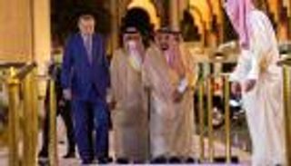 غرفة أردوغان في زيارته للسعودية.. ما سر الرقم 1453؟