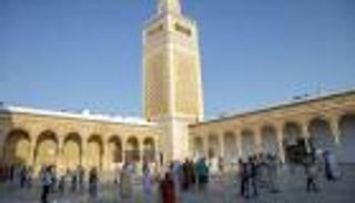 عادات وتقاليد متوارثة.. فن صناعة فرحة العيد في تونس