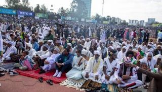 جانب من صلاة عيد الفطر بالعاصمة الإثيوبية