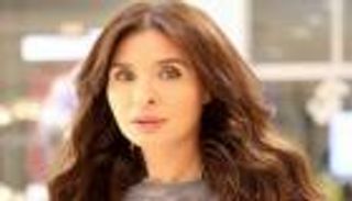 دينا تفتح النار على سلاف فواخرجي لرأيها في "عذاب الآخرة"