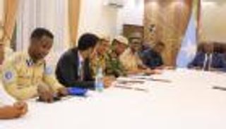  رئيس برلمان الصومال يدعو قادة الأمن للابتعاد عن السياسة