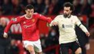 رونالدو وقانون الضرائب.. هل ينهيان مسيرة محمد صلاح في ليفربول؟