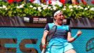 تاريخ جديد.. أنس جابر تبلغ نصف نهائي بطولة مدريد للتنس (فيديو)