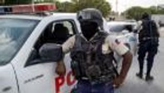 استعدادا لمحاكمته.. الولايات المتحدة تتسلم زعيم عصابة "400 ماوزو"