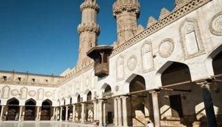 مصر تحتضن مزارات سياحية دينية بارزة