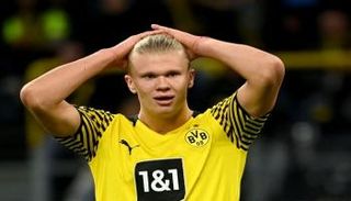 إيرلينج هالاند نجم بروسيا دورتموند