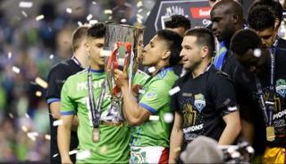 فريق سياتل ساوندرز الأمريكي