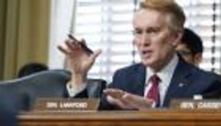 الكونجرس يطلق أول طلقة تحذيرية بشأن اتفاق بايدن مع إيران