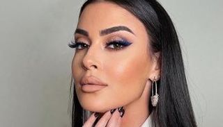 الفنانة ميرنا نور الدين