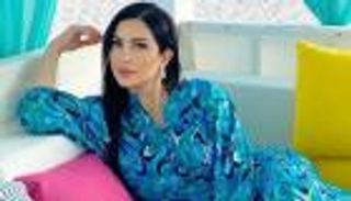 نسرين طافش في إطلالة شاطئية: اتصل مع طاقة جمال الخالق (صور)