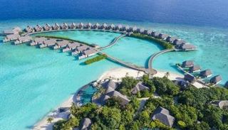أشهر 5 منتجعات في المالديف