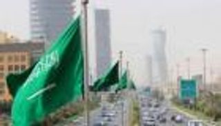 قصر العمل على السعوديين في هذه المهن بدءا من الأحد.. إليك التفاصيل
