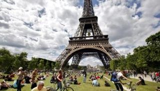 العصابة تخصصت في النصب على السائحين