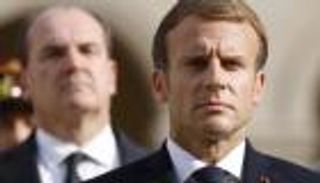 نفط روسيا.. شبح "السترات الصفراء" يبقي فرنسا حائرة