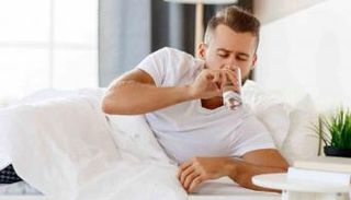 الحاجة المتزايدة إلى الماء في الصباح ترجع لأسباب عديدة