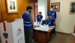 "لا تقاطعوا الانتخابات".. صرخة ضد حزب الله في لبنان 