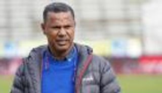 الدوري التونسي.. النجم الساحلي يقيل مدربه بعد شهرين