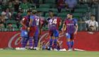 أحدهم من نجوم الفريق.. مقصلة تشافي تضرب 9 لاعبين في برشلونة