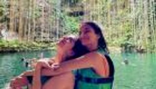 مايان السيد في ورطة مكسيكية: "الشرطة عاوزة تقبض علينا"