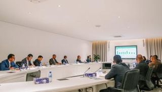 اجتماع رئيس الوزراء الإثيوبي أبي أحمد مع عدد من الوزراء 