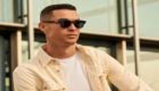 ملك السوشيال ميديا.. كريستيانو رونالدو يقتحم قائمة العظماء على تويتر