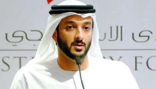 عبدالله بن طوق المري وزير الاقتصاد الإماراتي