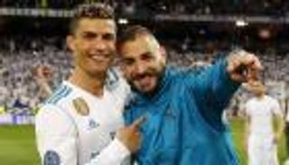 أنشيلوتي يكشف.. كيف حول رونالدو بنزيما إلى قائد ريال مدريد؟