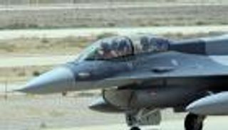 F16 عراقية تدك كهفا لداعش.. و8 إرهابيين صرعى