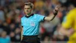 تميمة حظ ريال مدريد وليفربول.. من هو حكم نهائي دوري أبطال أوروبا؟