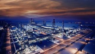 المشروع يتضمن أكبر مصنع كلور قلوي في العالم 