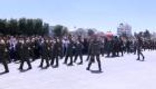 مراسم عسكرية وموكب مهيب.. الآلاف يودعون شيرين أبو عاقلة