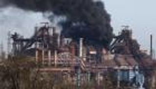 مصانع الصلب "فرصة أخيرة للبقاء حيا".. رسائل أوكرانية من تحت الأرض