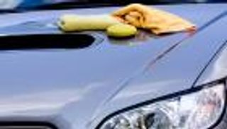طريقة تلميع السيارة باليد من الخارج والداخل