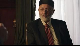 الفنان المصري عبد العزيز مخيون